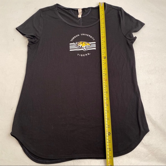 Under Armour Towson University Tigers black short sleeve t-shirt - Picture 6 of 6
